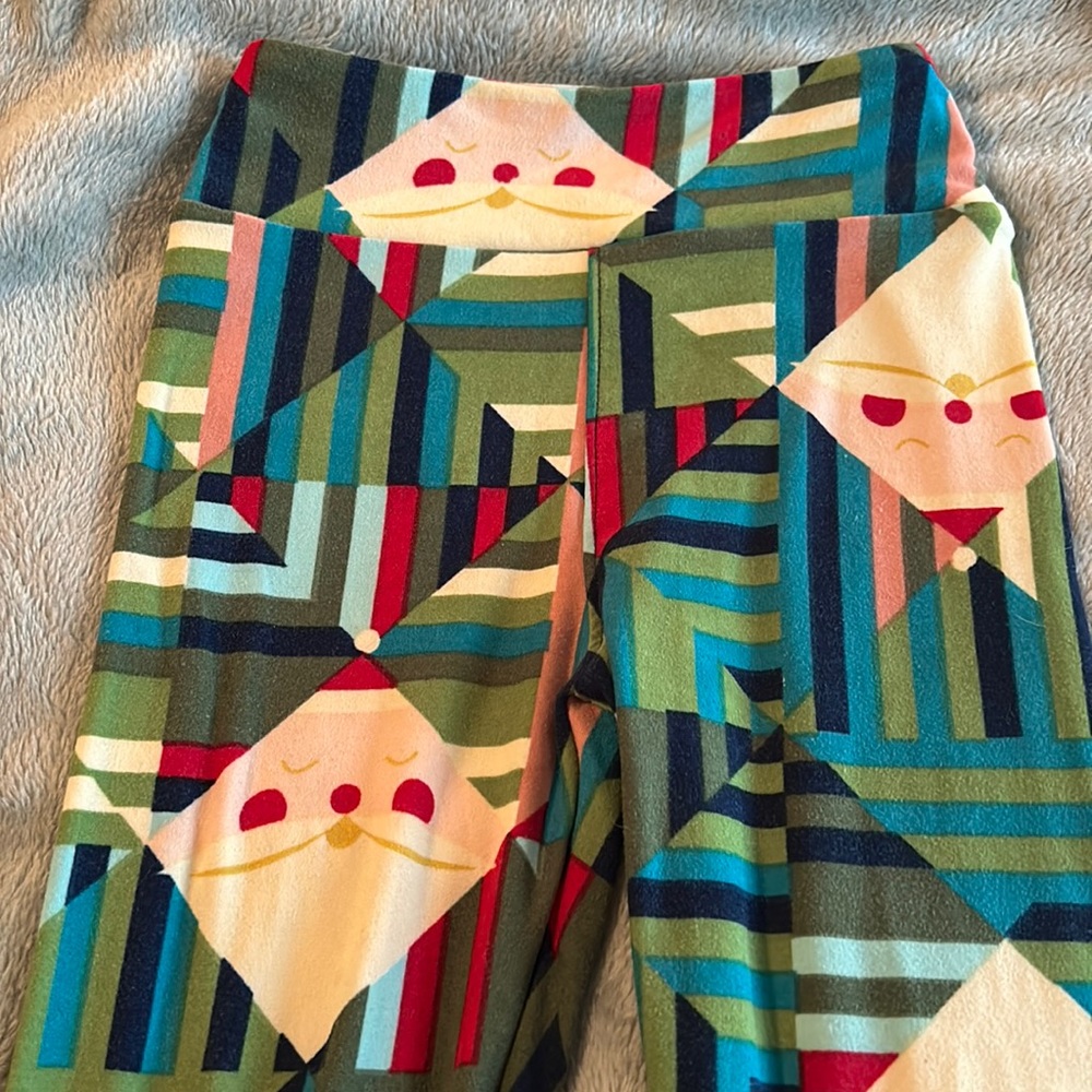 Lu La Roe Christmas Santa leggings